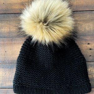 KYI KYI Wool Blend Beanie with Faux Fur Pom
Black